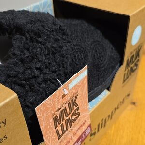 Muk Luks Women's Cozy Black Slippers